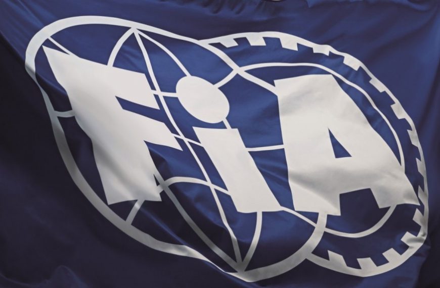 Reunião do Conselho Mundial de Esportes Motorizados (WMSC) da FIA hoje no histórico RAC, em Londres