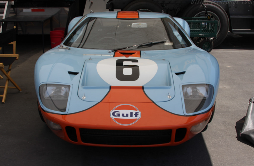 Ford GT40 Mk I Gulf