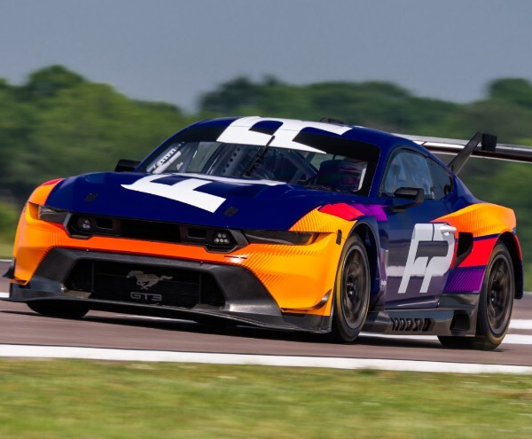 Ford voltará a correr em Le Mans em 2024 com novo Mustang GT3