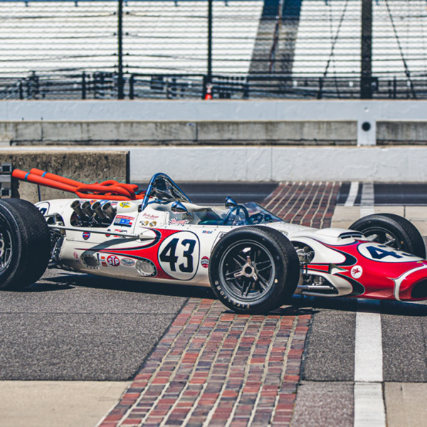 Lola T90 Ford