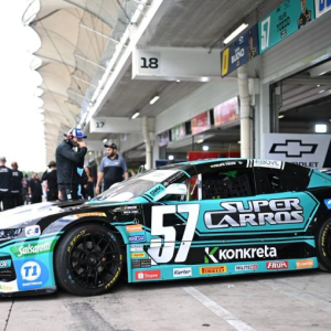 Motores ligados para a SONIC Grand Prix da NASCAR Brasil em Interlagos