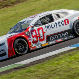 Estreantes encaram o primeiro mergulho na NASCAR Brasil e traduzem o impacto de chegar ao grid