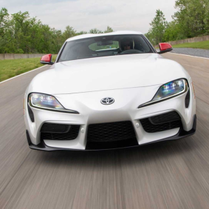 Toyota Supra: enfrentando o próprio passado
